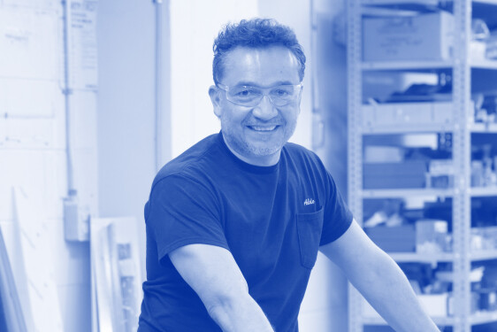 Menuisier_Jose_A_Mejia_2